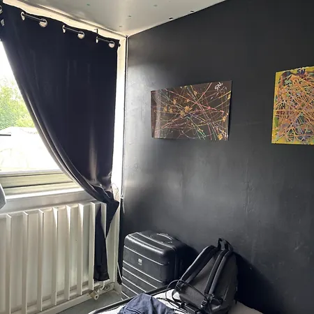 Cosy Hostel *